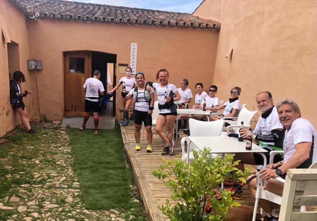 Albergue turístico La Almazara Villafranca de los Barros Exterior foto